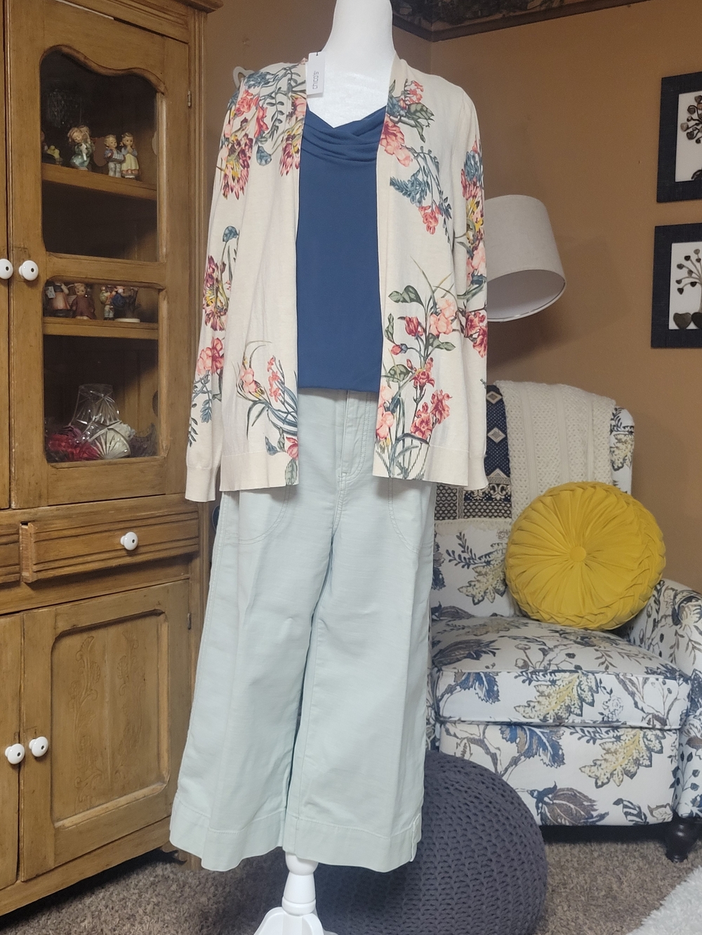Pilcro by Anthropologie Sage Green Wide Leg Crop Pants Women's Size 29 High Rise